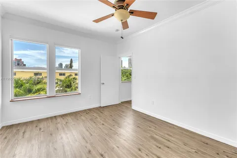 $398,000 | 737 Jefferson Avenue, Unit 305, Miami Beach, FL 33139