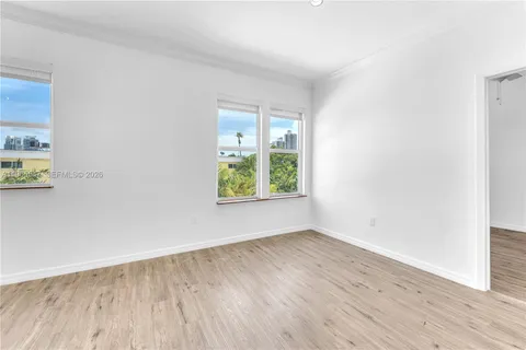 $398,000 | 737 Jefferson Avenue, Unit 305, Miami Beach, FL 33139