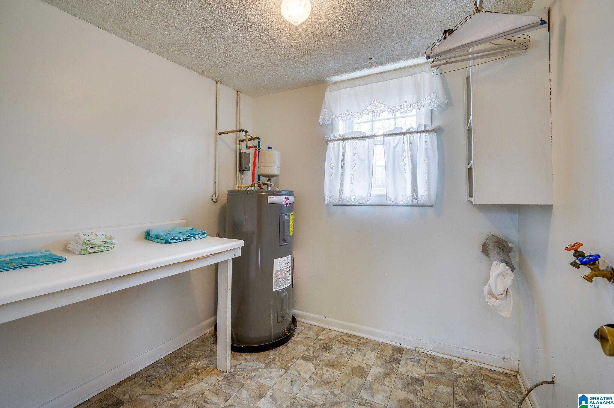 305 Rosemont Road Southeast Huntsville, AL 35803 - Photo 29 of 34