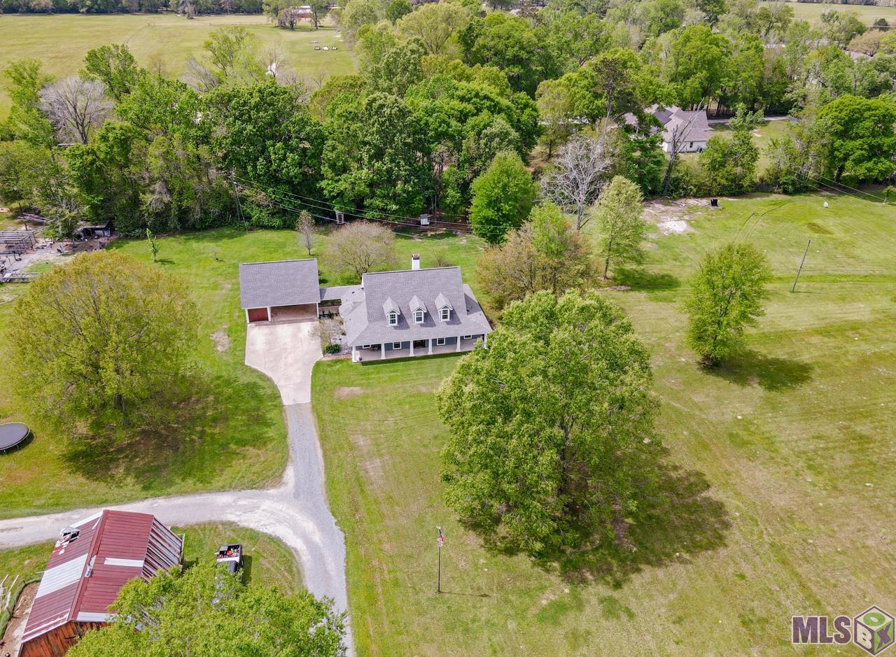 14367 Devall Road Baton Rouge, LA 70818 - Photo 2 of 29