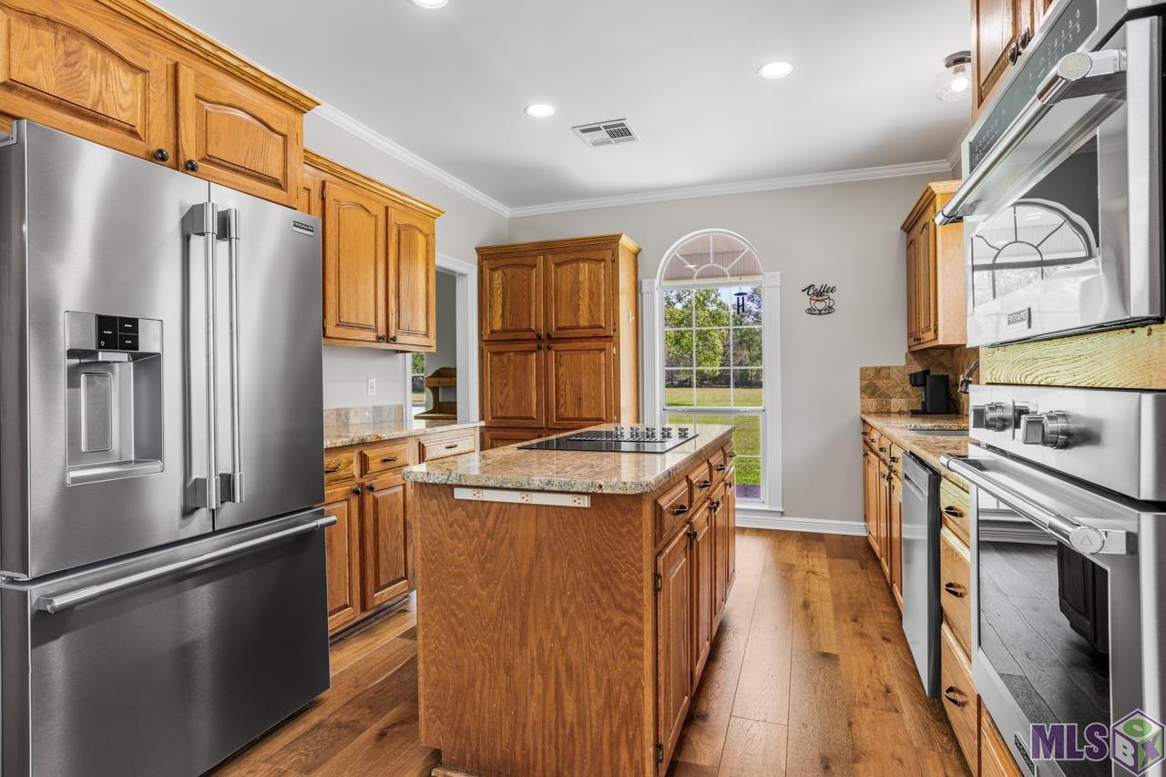 14367 Devall Road Baton Rouge, LA 70818 - Photo 10 of 29