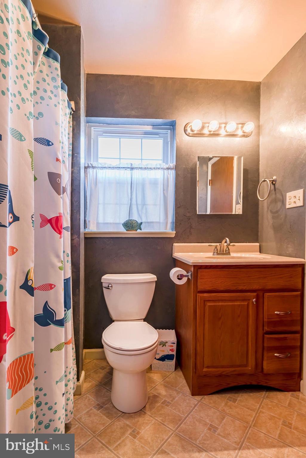 101 April Lane Lititz, PA 17543 - Photo 23 of 42