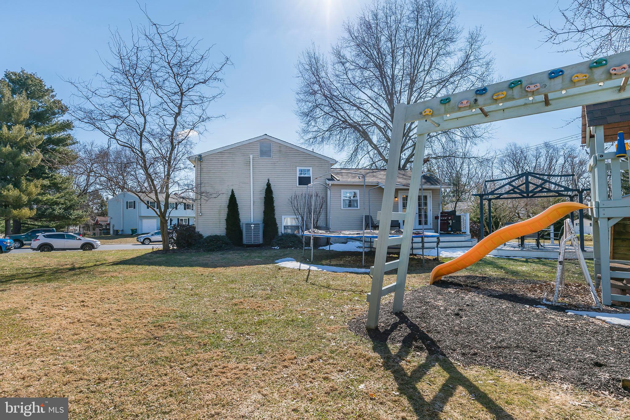 101 April Lane Lititz, PA 17543 - Photo 36 of 42