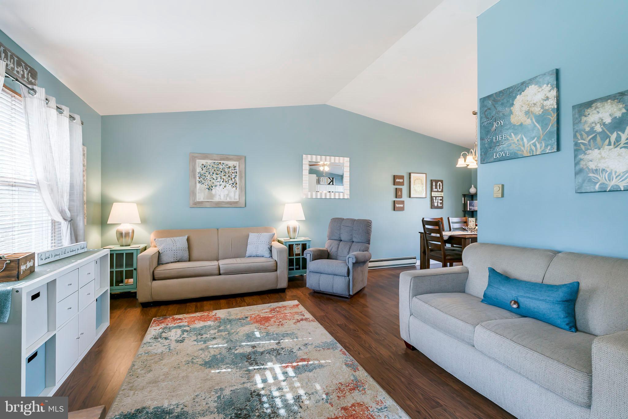 101 April Lane Lititz, PA 17543 - Photo 6 of 42