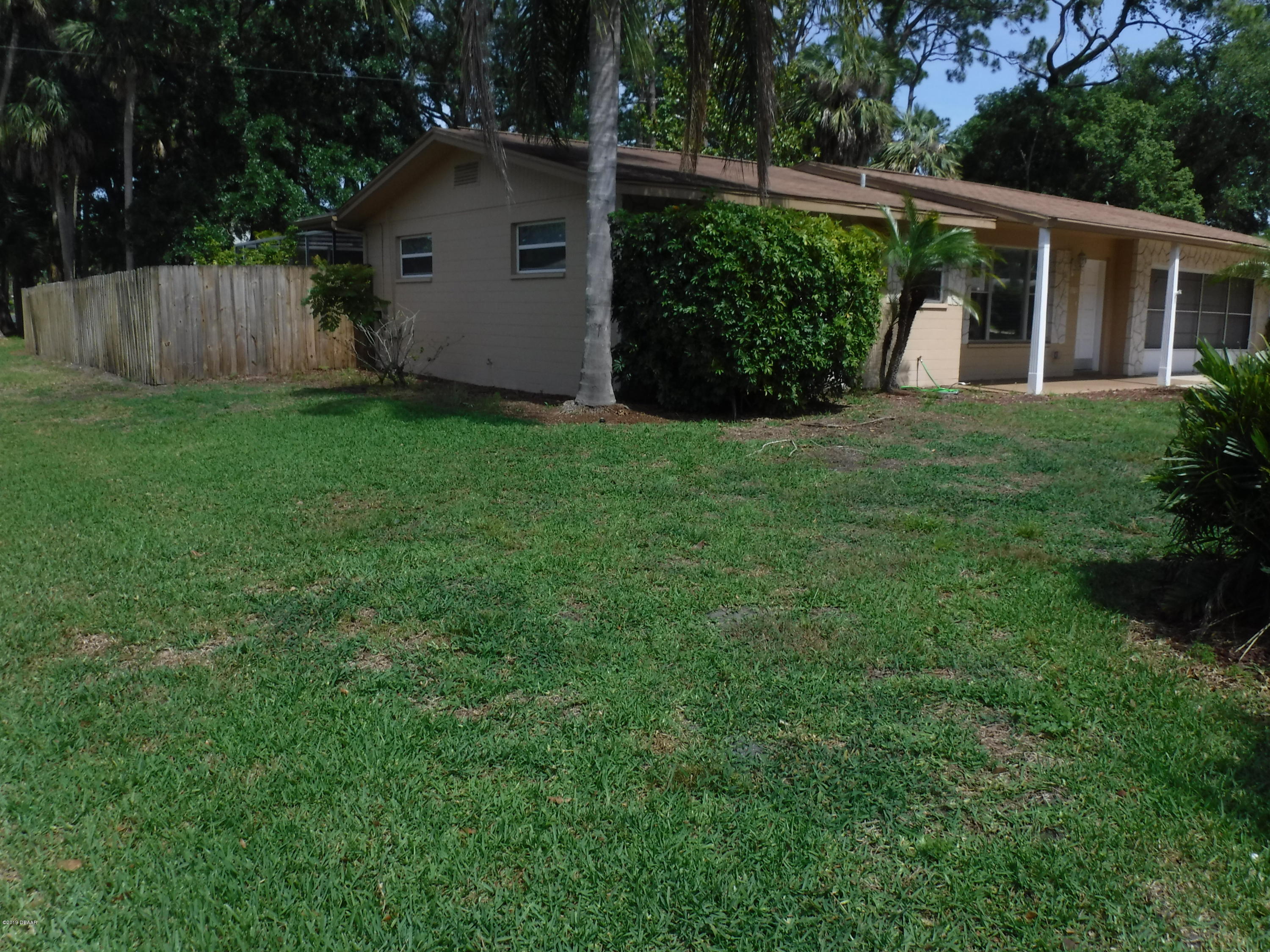 1501 Edgewater Road Daytona Beach, FL 32114 - Photo 20 of 23 DSCF0992