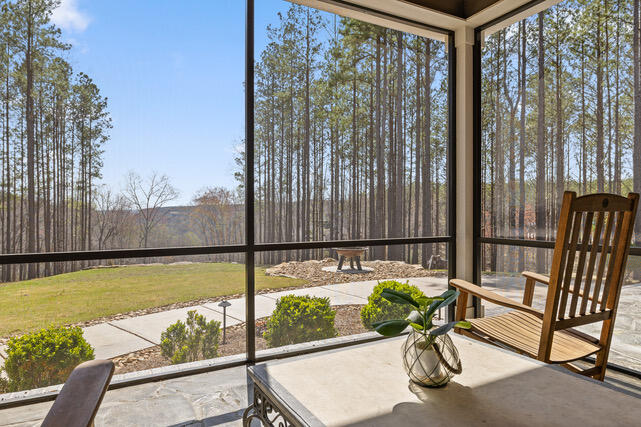 5420 Raulston Falls Drive Jasper, TN 37347 - Photo 10 of 35 Screened-in back porch