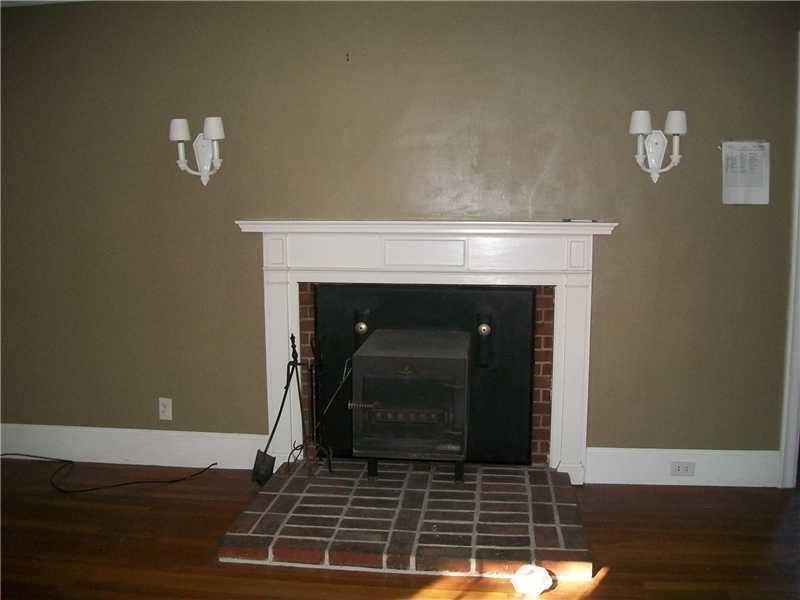 7 Spring Street Bucksport, ME 04416 - Photo 8 of 15 Living Room.