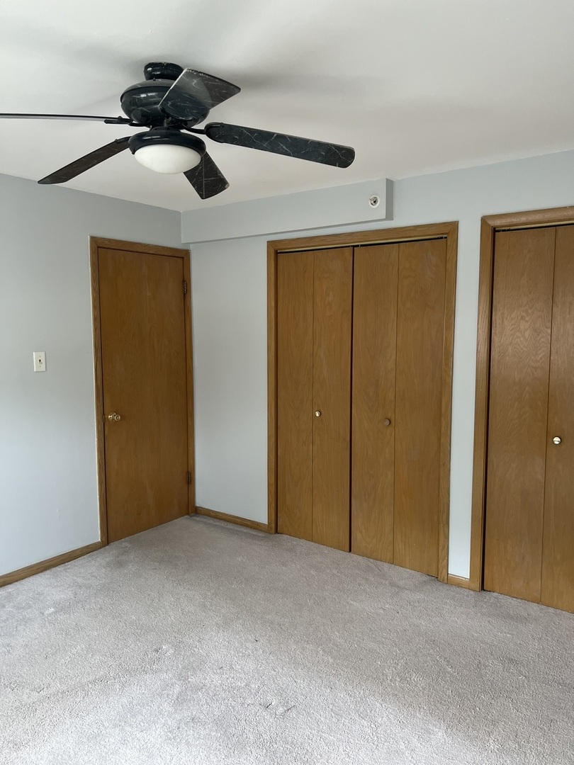 8739 South Roberts Road, Unit 2 Hickory Hills, IL 60457 - Photo 4 of 14