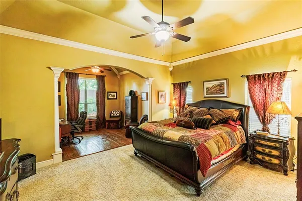 $739,900 | 1417 Briar Crossing Drive, Decatur, TX 76234