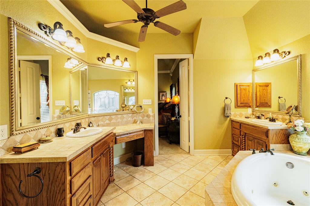 1417 Briar Crossing Drive Decatur, TX 76234 - Photo 28 of 39