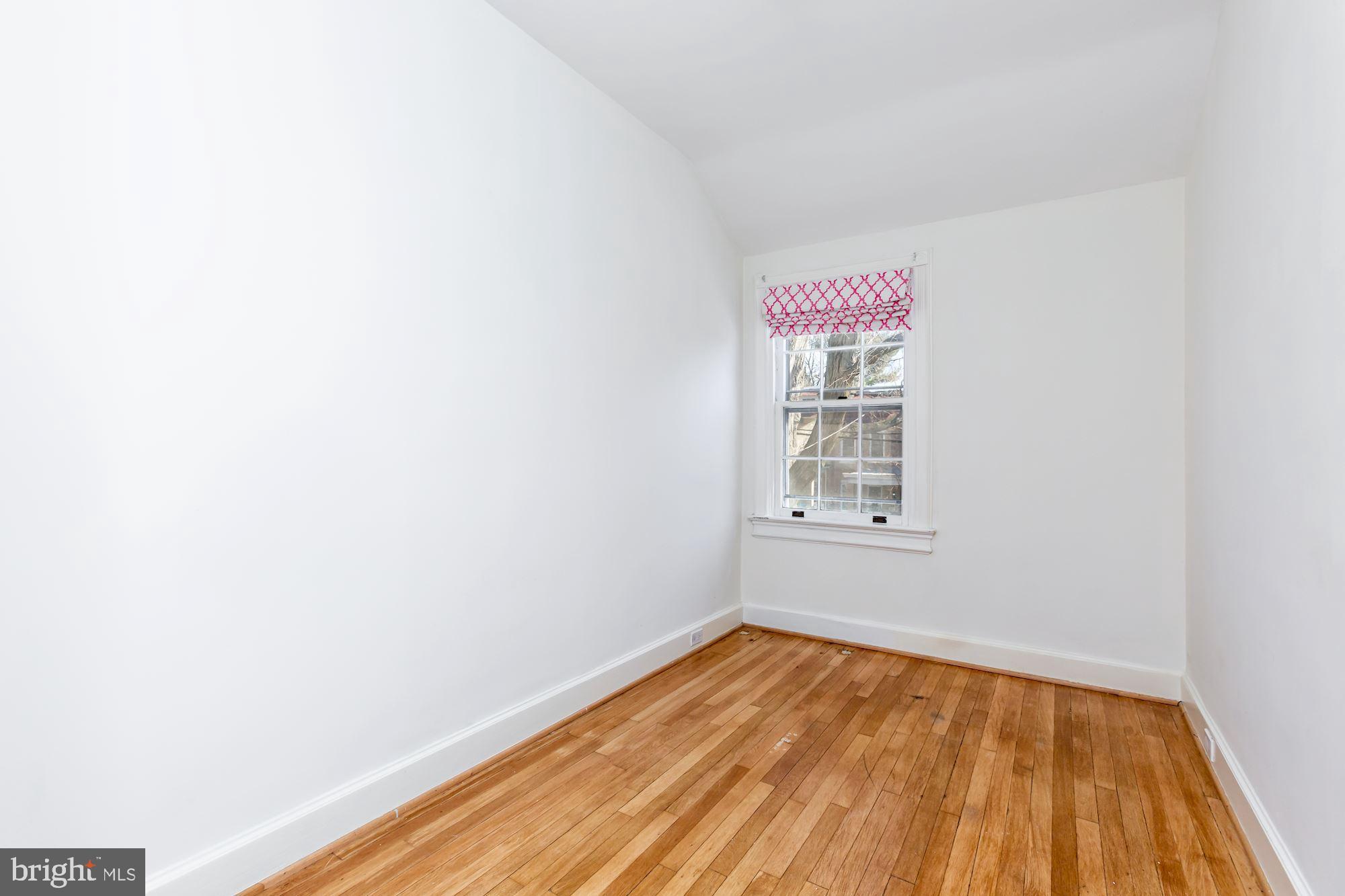 2438 Tunlaw Road Northwest Washington, DC 20007 - Photo 16 of 21 Gallery Image 16