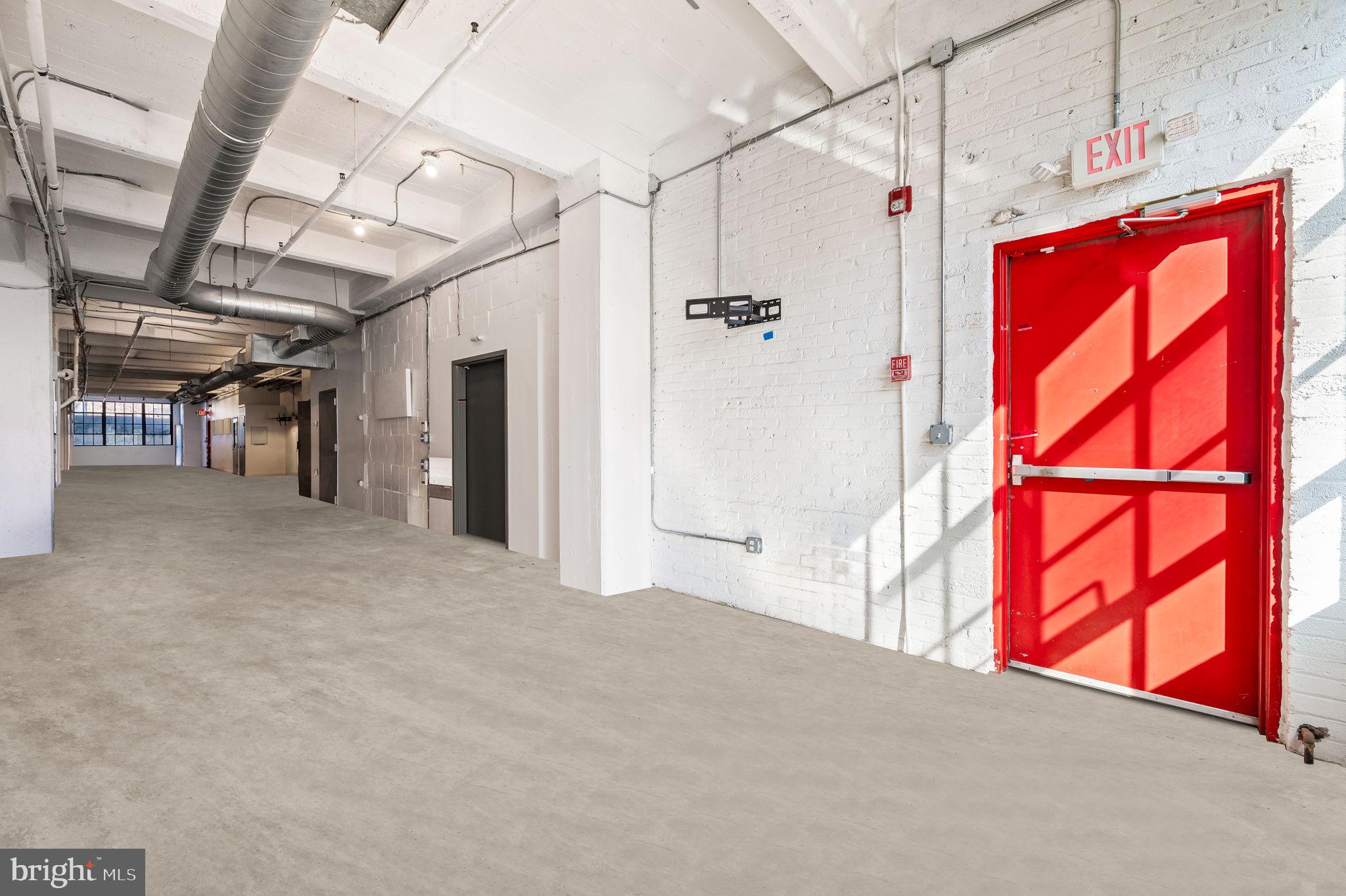 20 North 3rd Street, Unit 201 Philadelphia, PA 19106 - Photo 5 of 11