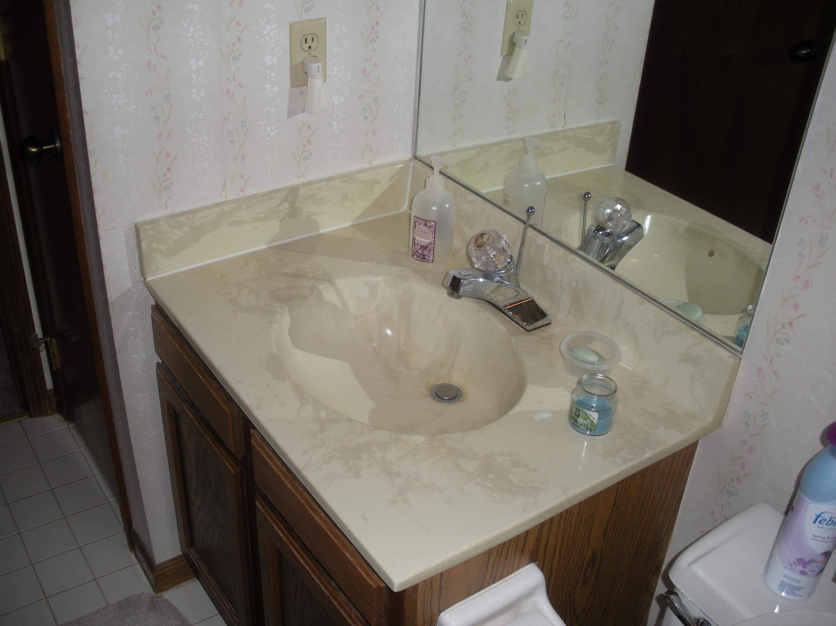 1616 Coppertree Lane Columbus, OH 43232 - Photo 12 of 22
