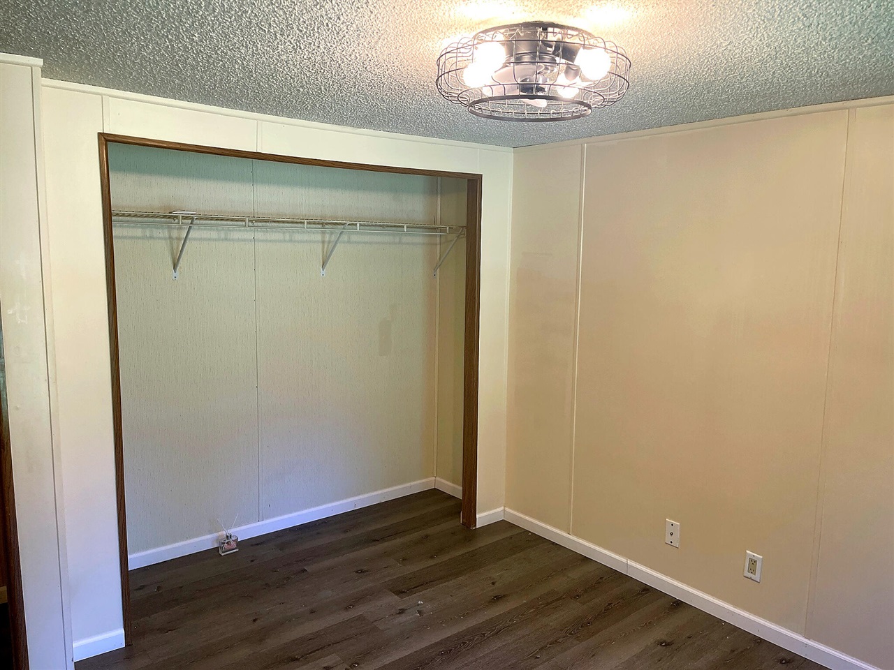 5809 Barnhart Road Ludington, MI 49431 - Photo 17 of 27