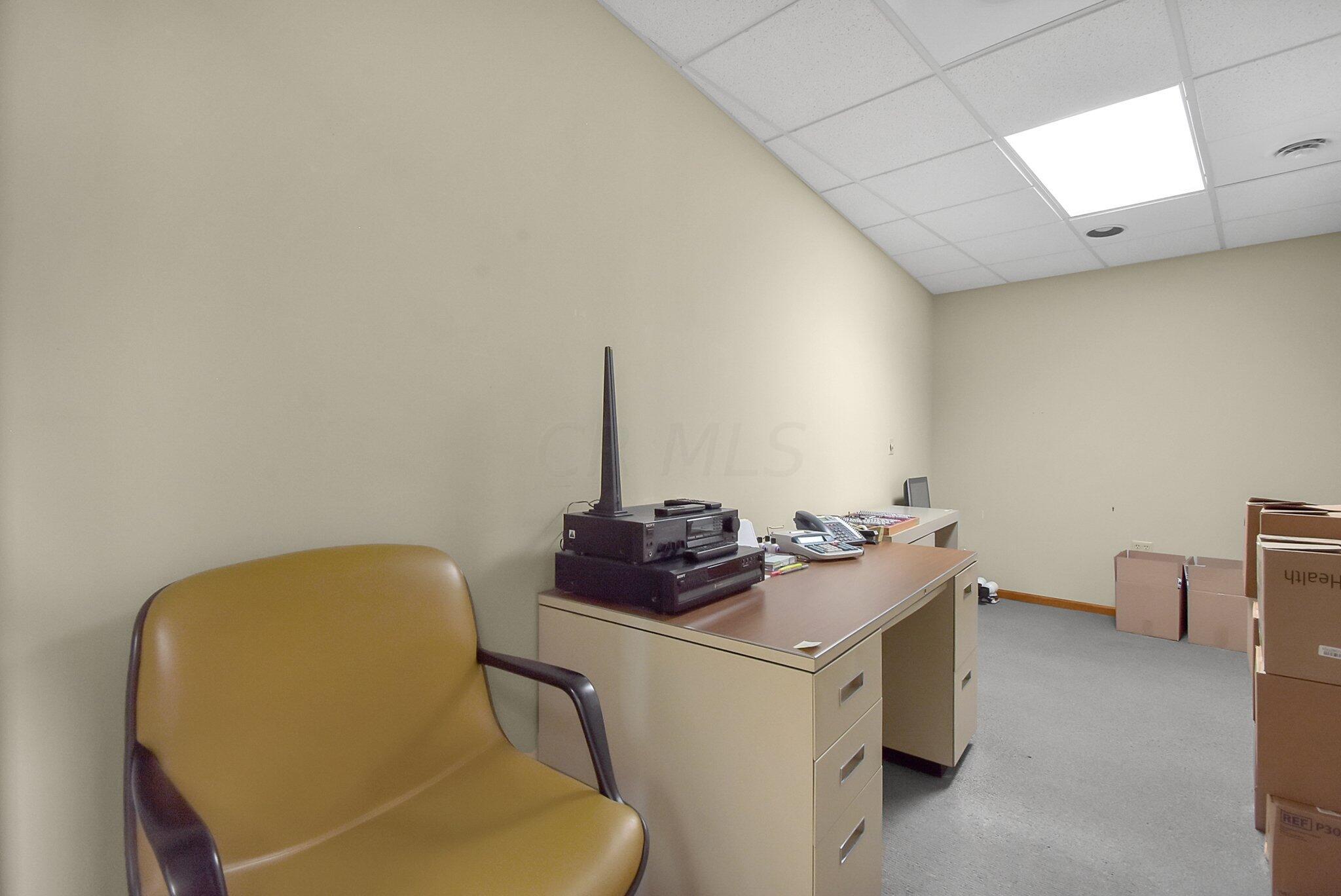1906 Bethel Road Columbus, OH 43235 - Photo 14 of 22 Office/Storage