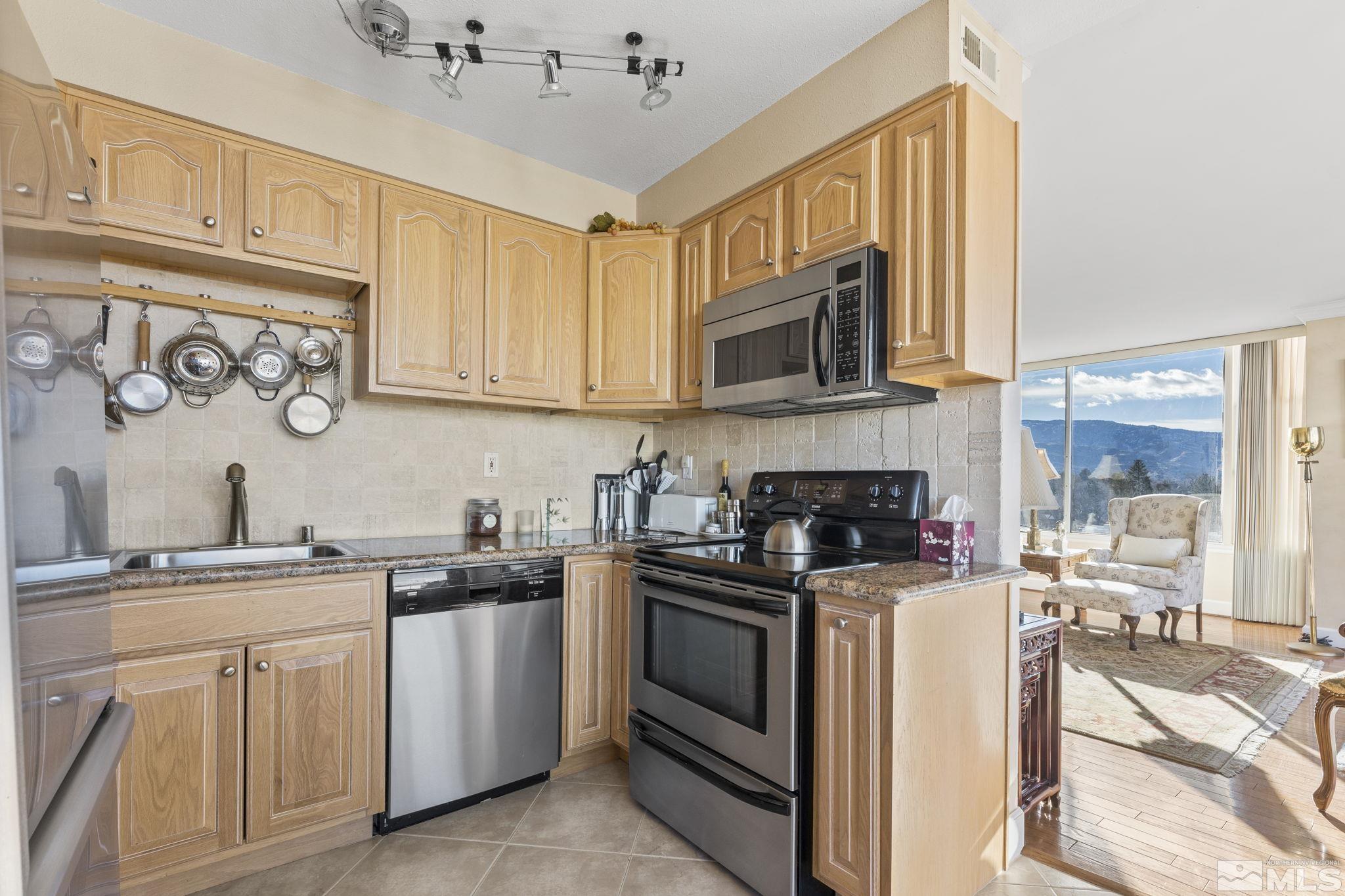 280 Island Avenue, Unit 1203 Reno, NV 89501 - Photo 13 of 23 Photo 13