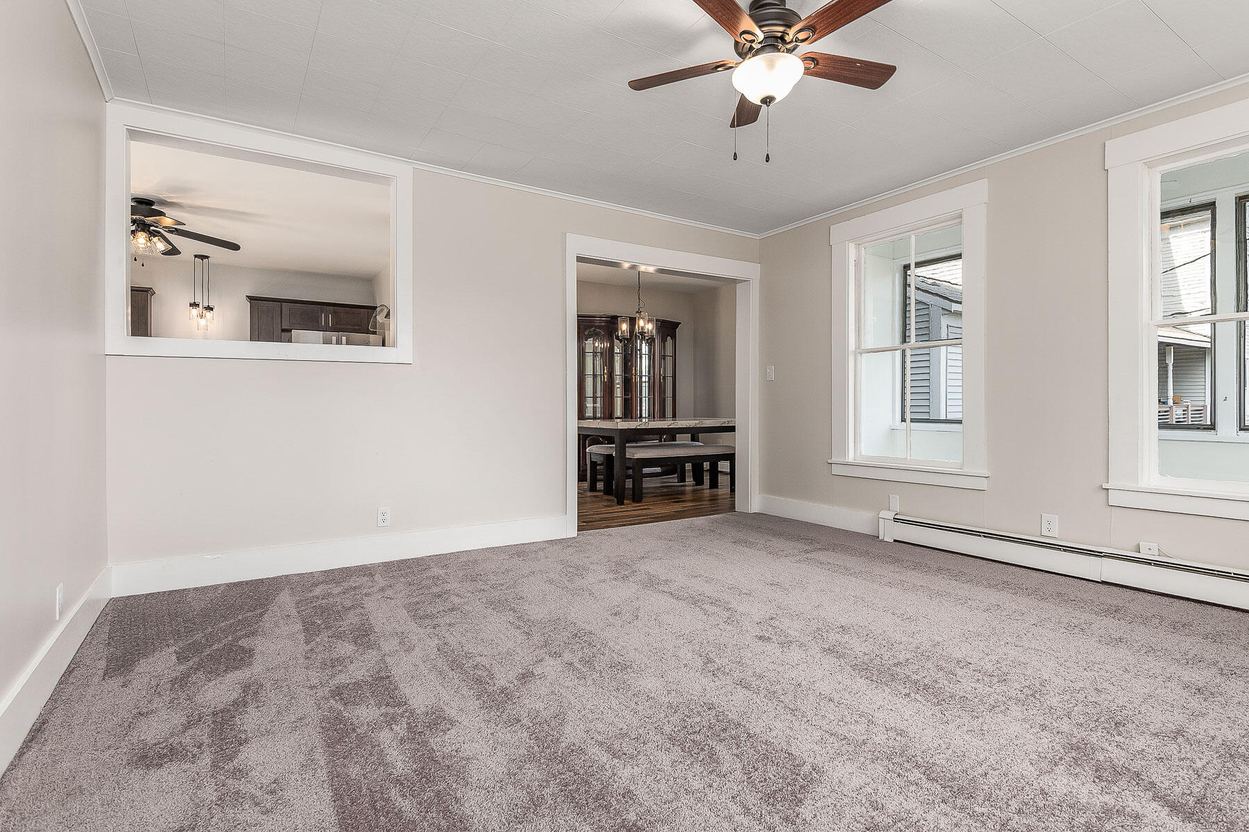 5 Williams Street Sanford, ME 04073 - Photo 14 of 34 Living Room