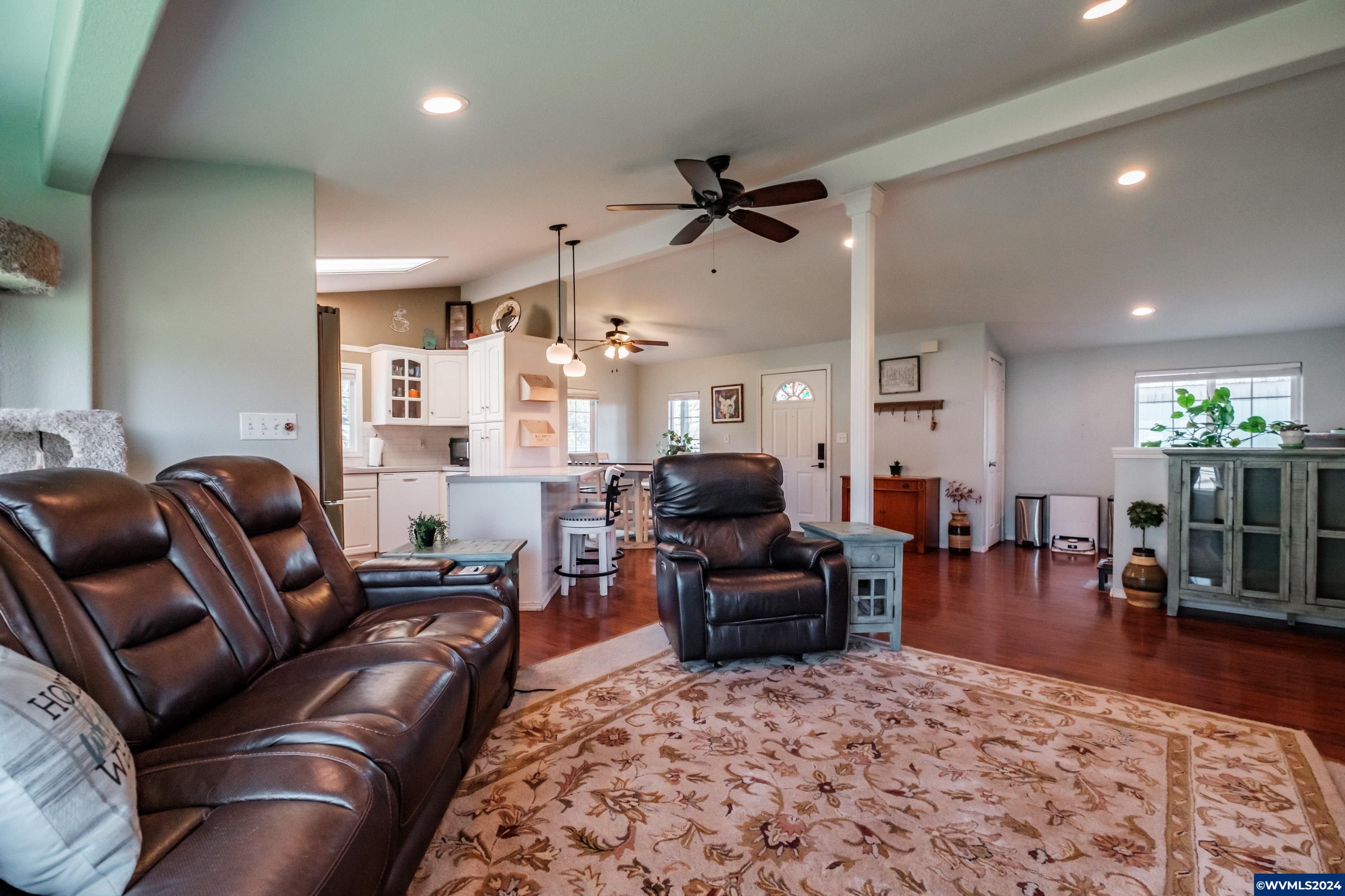 35247 Riverside Drive Albany, OR 97321 - Photo 20 of 42 Gallery Image 20