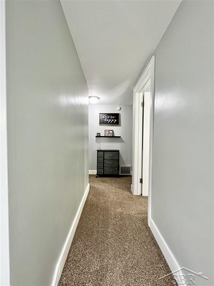 404 North Farley Road Bay City, MI 48708 - Photo 13 of 43 50079039-12.JPG