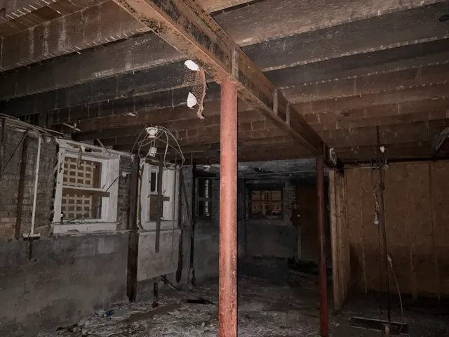 $315,000 | 1526 East 72nd Place, Chicago, IL 60619