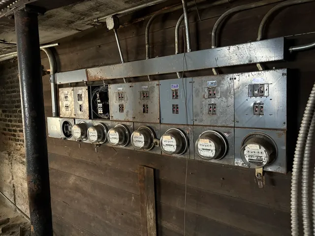 $315,000 | 1526 East 72nd Place, Chicago, IL 60619