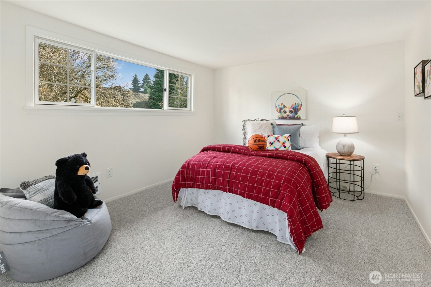 9710 8th Avenue Northeast Seattle, WA 98115 - Photo 22 of 40