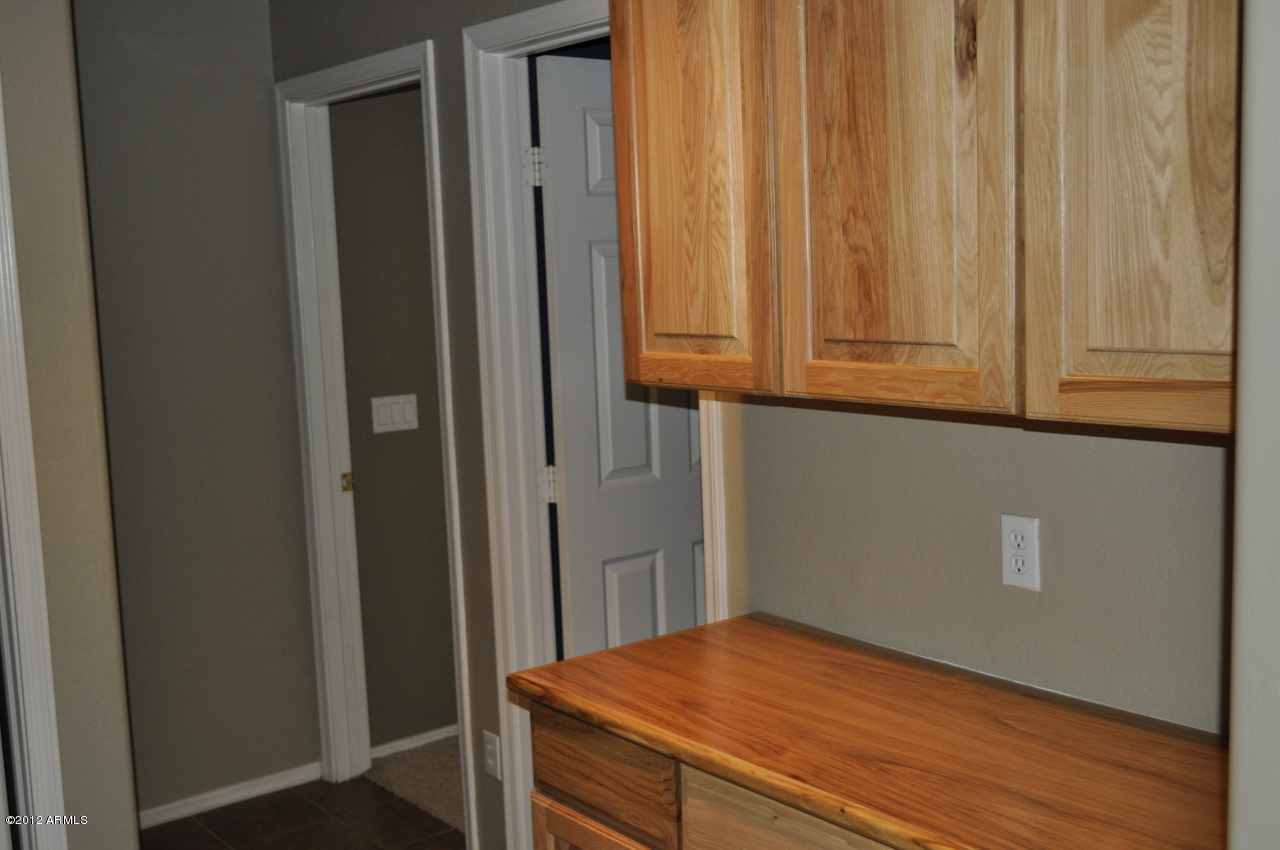 2432 West Maldonado Road Phoenix, AZ 85041 - Photo 6 of 19 C:\fakepath\5 Closet
