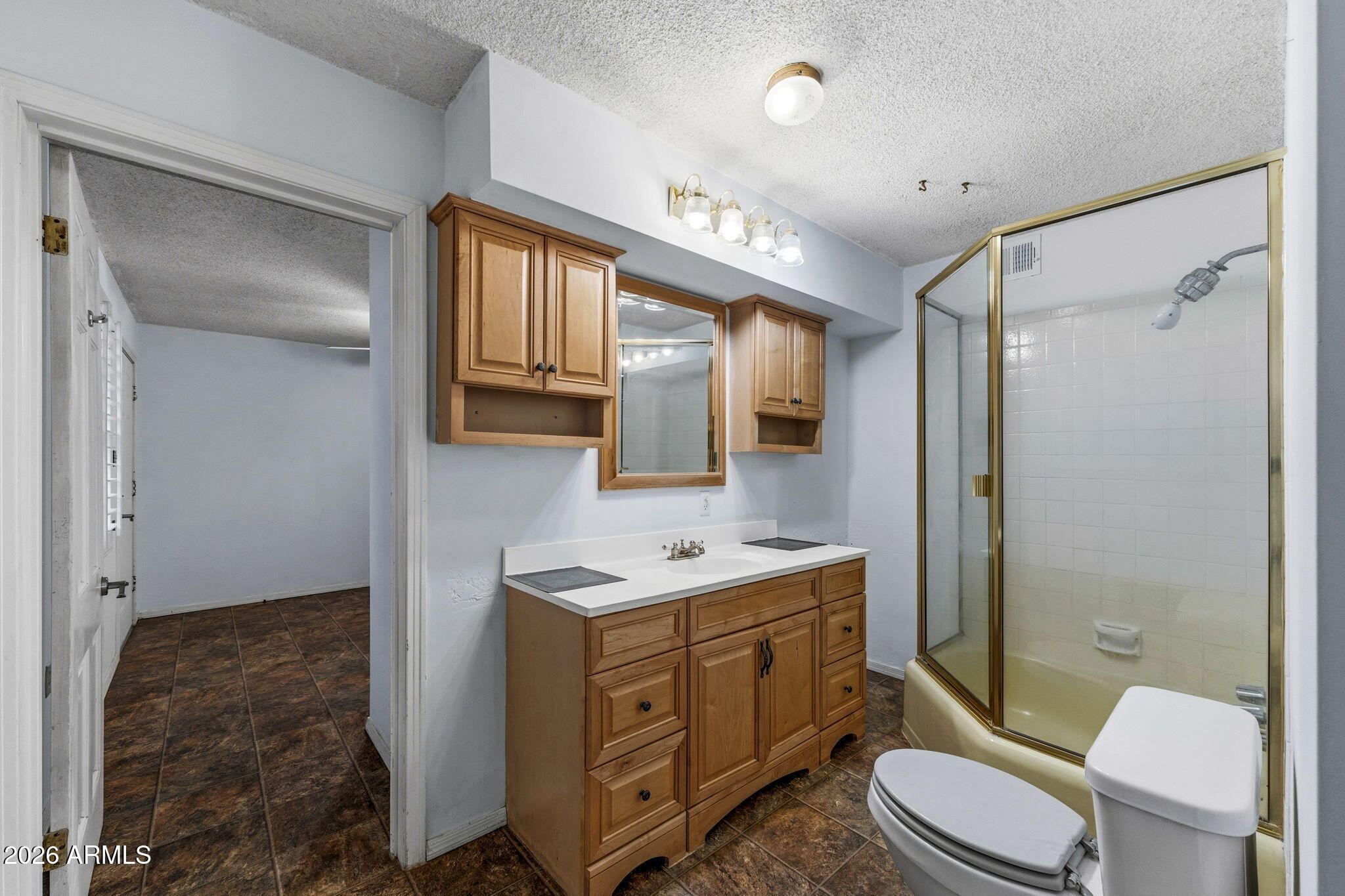 2225 East Foothill Street Apache Junction, AZ 85119 - Photo 11 of 20 029___2225 E Foothill St