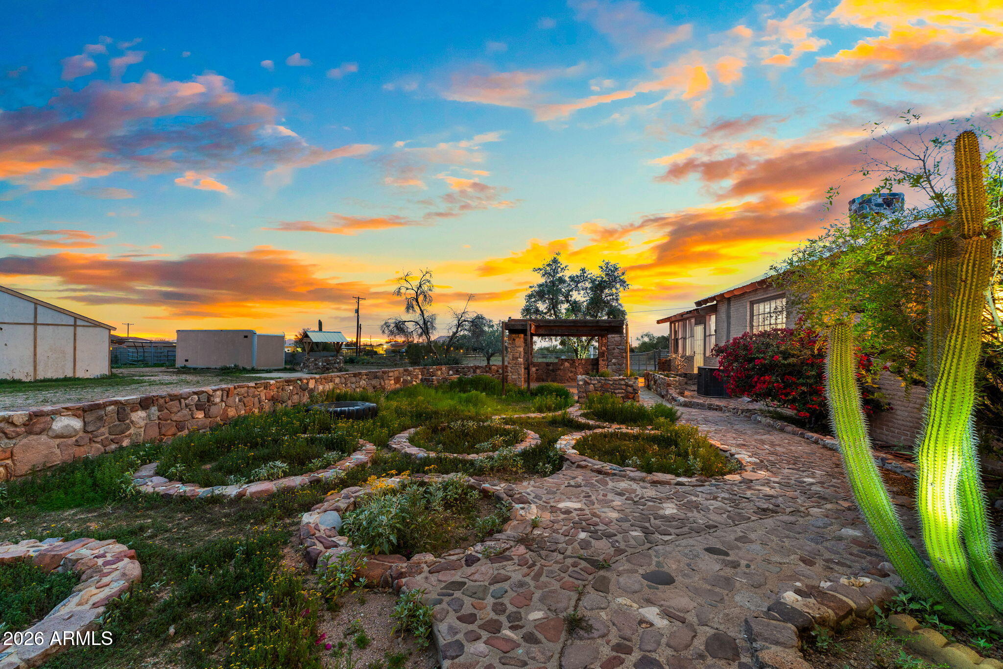 2225 East Foothill Street Apache Junction, AZ 85119 - Photo 17 of 20 042___2225 E Foothill St