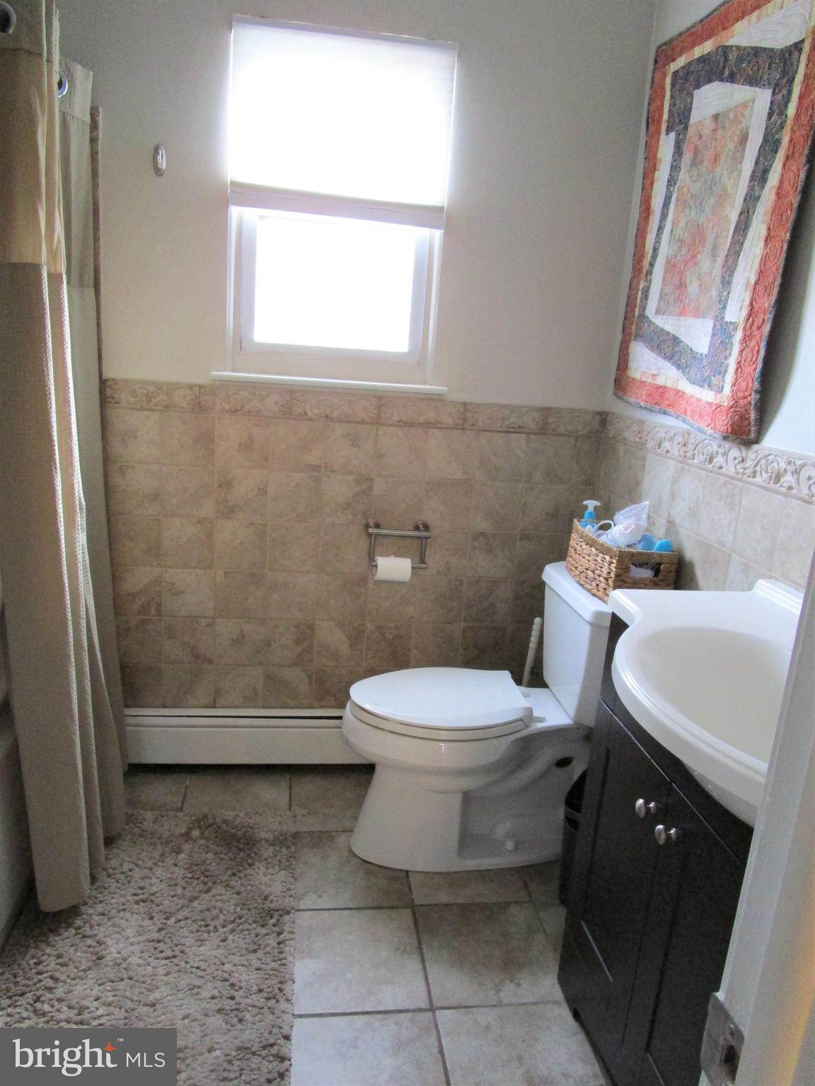 945 Marian Road Warminster, PA 18974 - Photo 13 of 21 Hall bath
