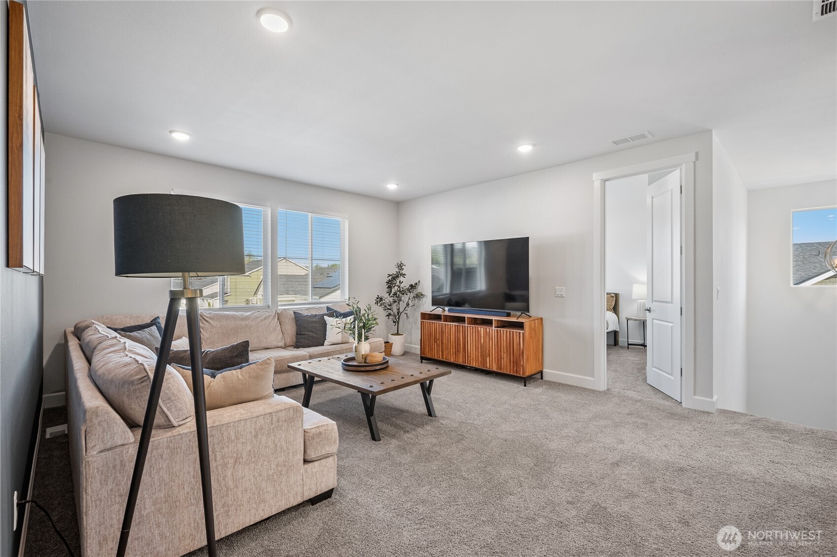 916 Rochelle Street Buckley, WA 98321 - Photo 21 of 36 Gallery Image 21