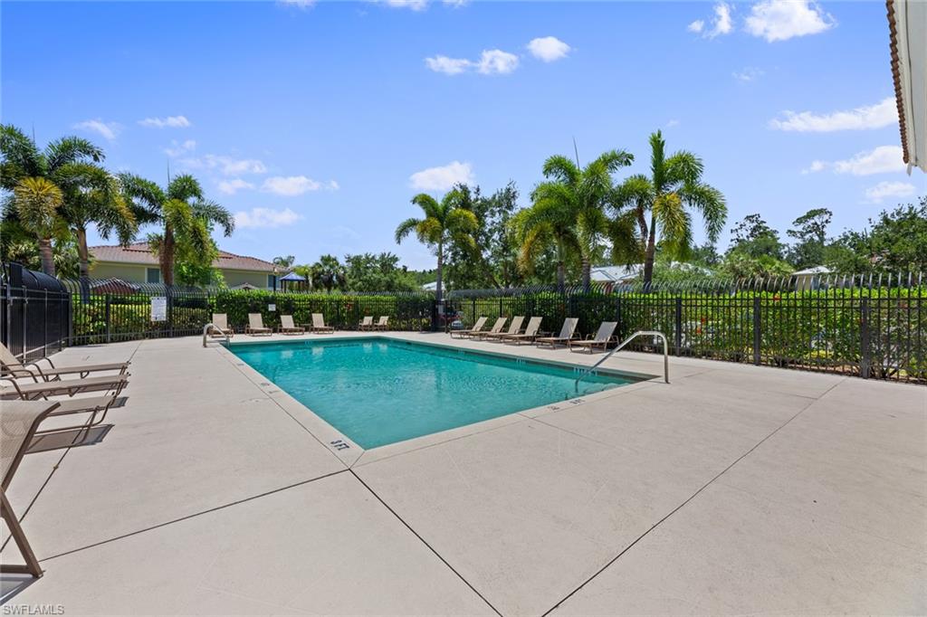 9450 Ivy Brook Run, Unit 602 Fort Myers, FL 33913 - Photo 27 of 34 a view of a basket ball ground