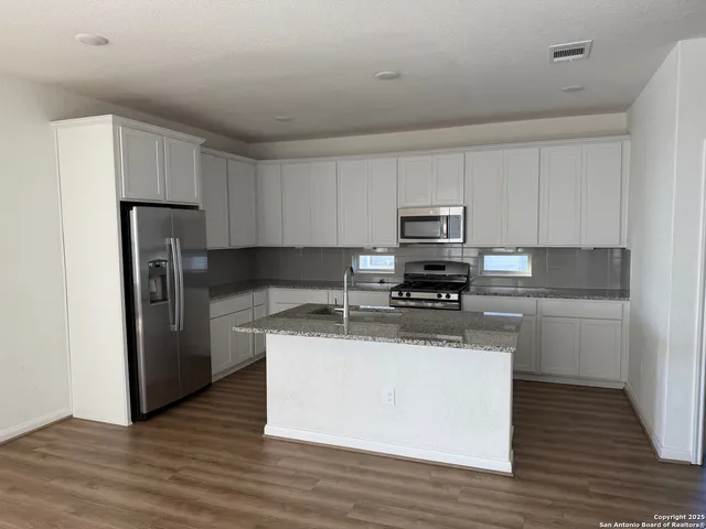 $340,000 | 9540 Griffith Run, Converse, TX 78109