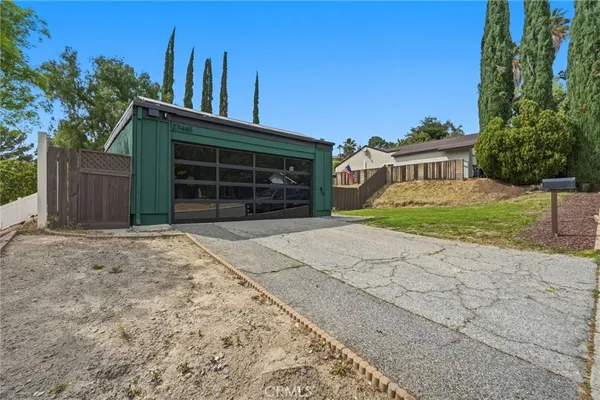 $734,999 | 27445 Onlee Avenue, Saugus, CA 91350