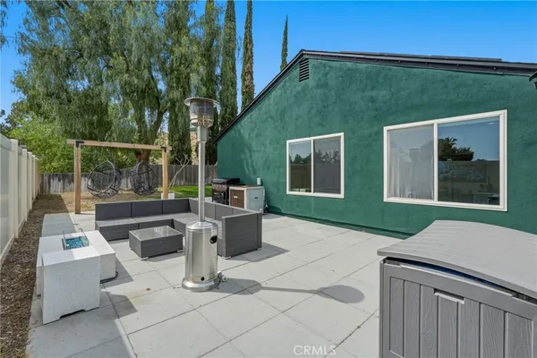 $734,999 | 27445 Onlee Avenue, Saugus, CA 91350