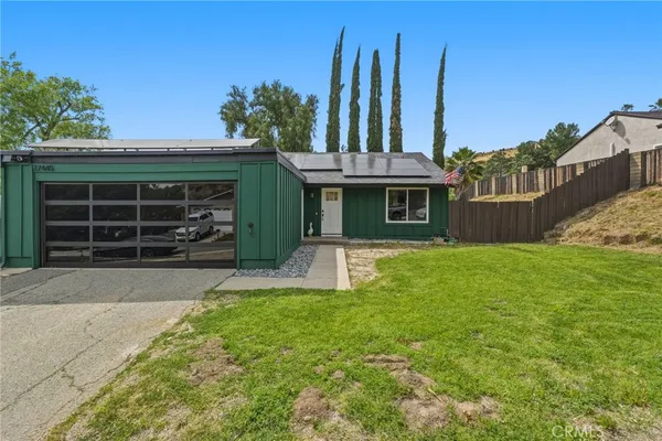 $734,999 | 27445 Onlee Avenue, Saugus, CA 91350