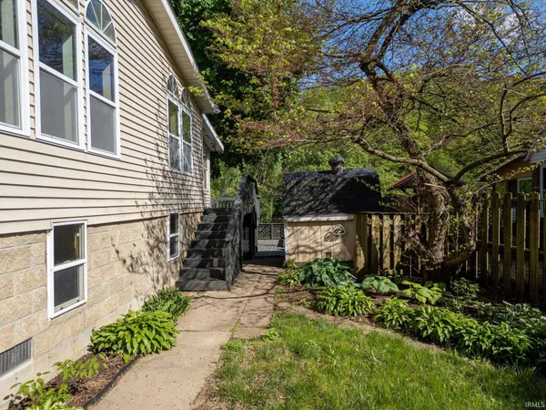 $264,900 | 11503 West Tecumseh Bend Road, Brookston, IN 47923