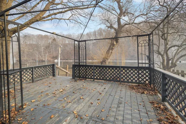 $264,900 | 11503 West Tecumseh Bend Road, Brookston, IN 47923