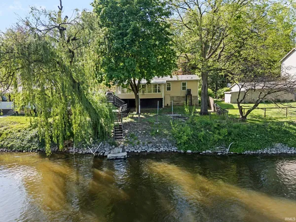 $264,900 | 11503 West Tecumseh Bend Road, Brookston, IN 47923