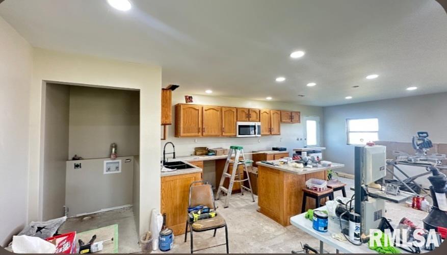 811 Center Street Augusta, IL 62311 - Photo 11 of 22 Gallery Image 11