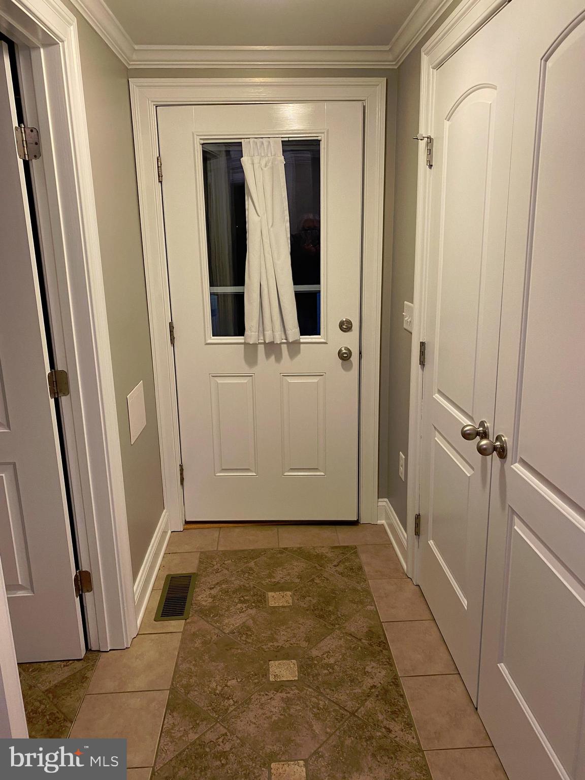 7109 Daffodil Lane Newark, MD 21841 - Photo 10 of 21 a view of room