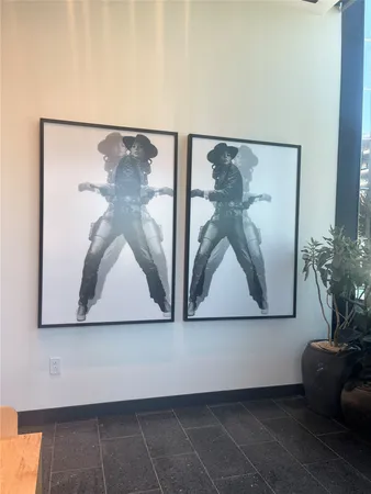 a picture of a painting on the wall