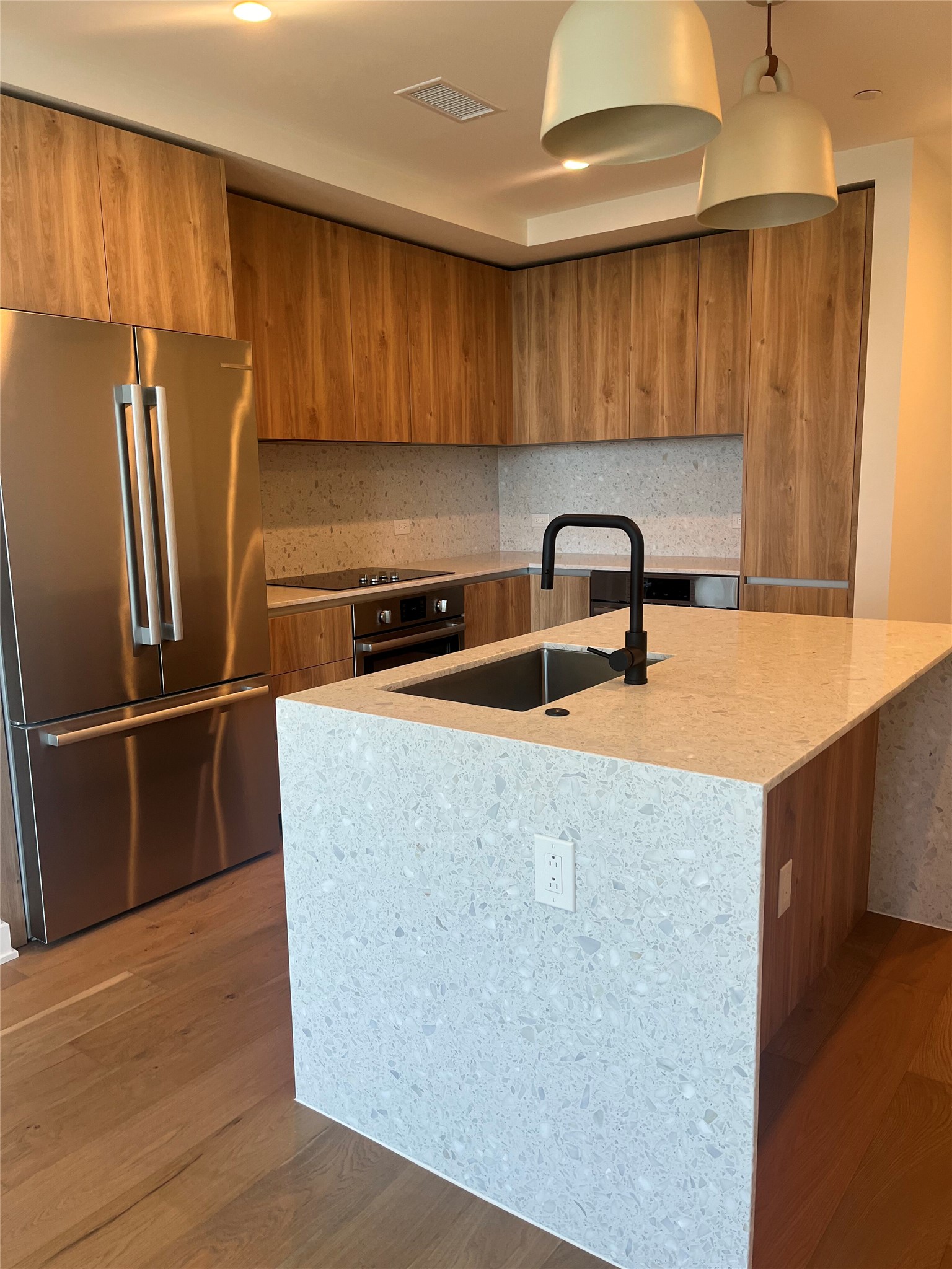 84 East Avenue, Unit 2807 Austin, TX 78701 - Photo 3 of 16