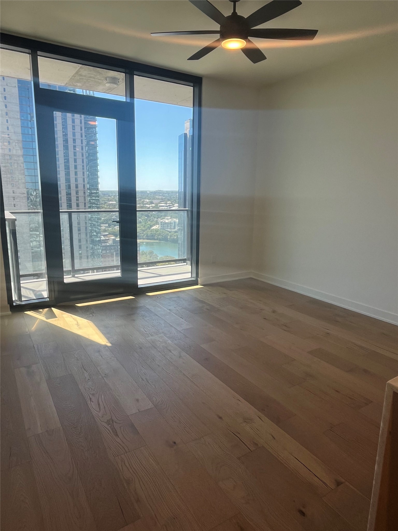 84 East Avenue, Unit 2807 Austin, TX 78701 - Photo 5 of 16