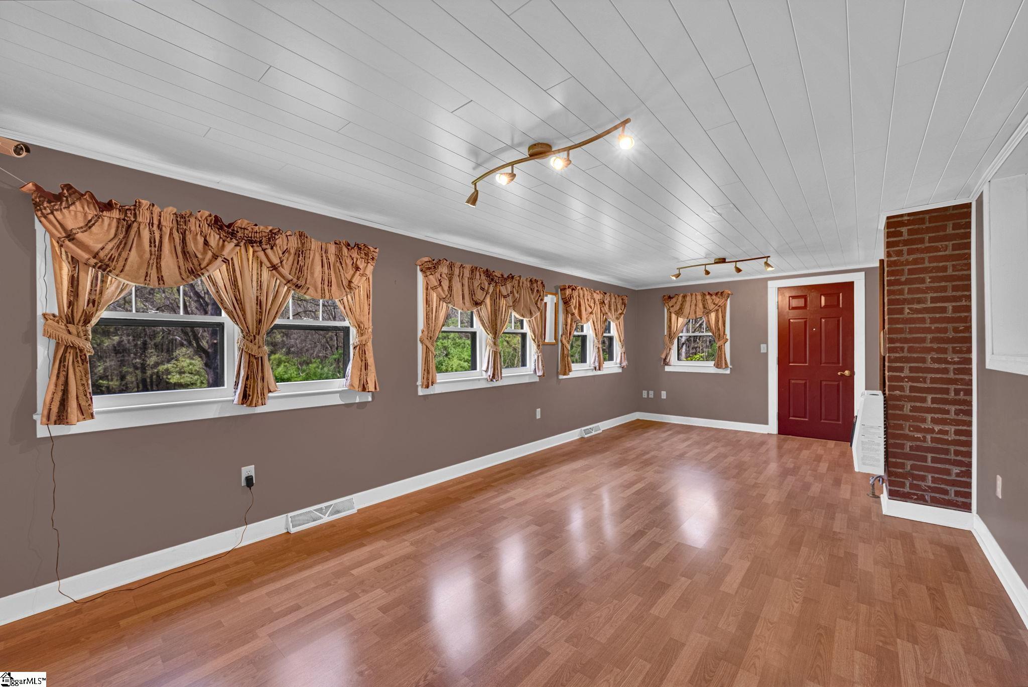 245 Cromer Road Williamston, SC 29697 - Photo 10 of 26