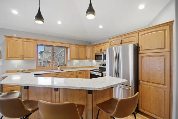 $450,000 | 1710 16th Street Southwest, Austin, MN 55912