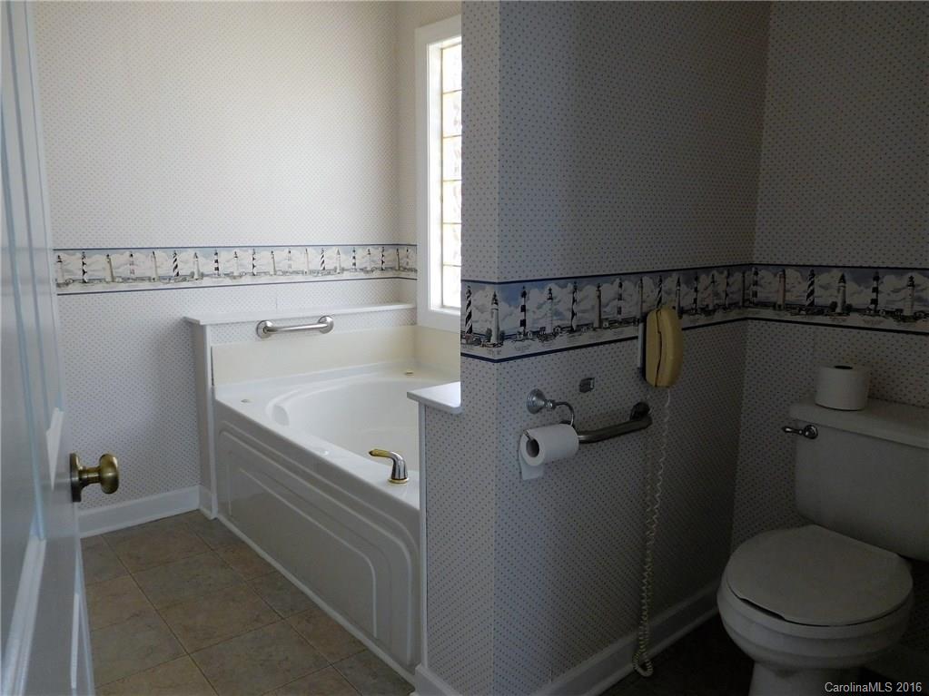 932 Lingle Farm Road Lexington, NC 27295 - Photo 11 of 24