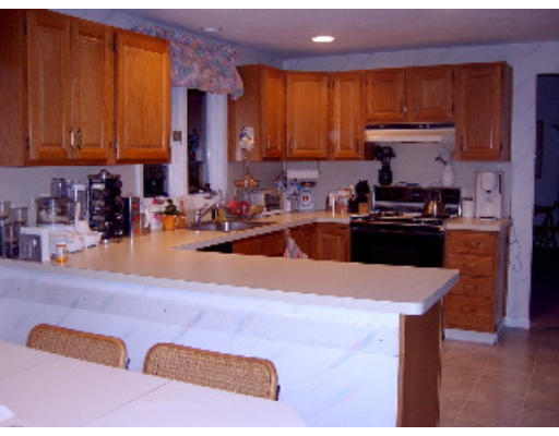 10 Tamworth Road Sharon, MA 02067 - Photo 5 of 6 Gallery Image 5