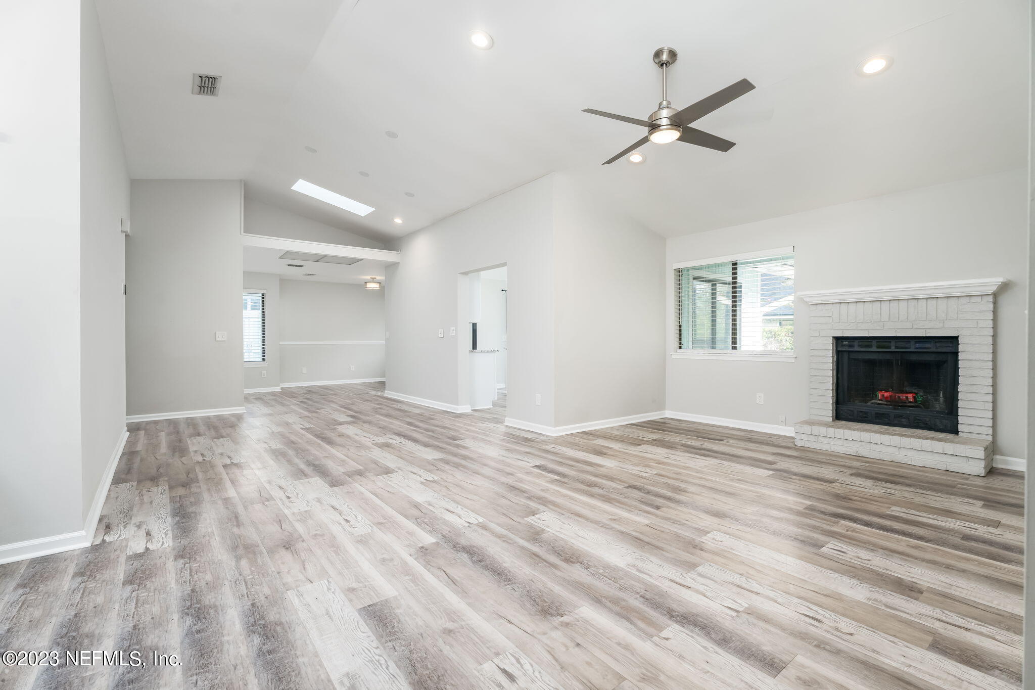 12773 Locren Road Jacksonville, FL 32246 - Photo 4 of 23 5-web-or-mls-12773 Locren Rd -15