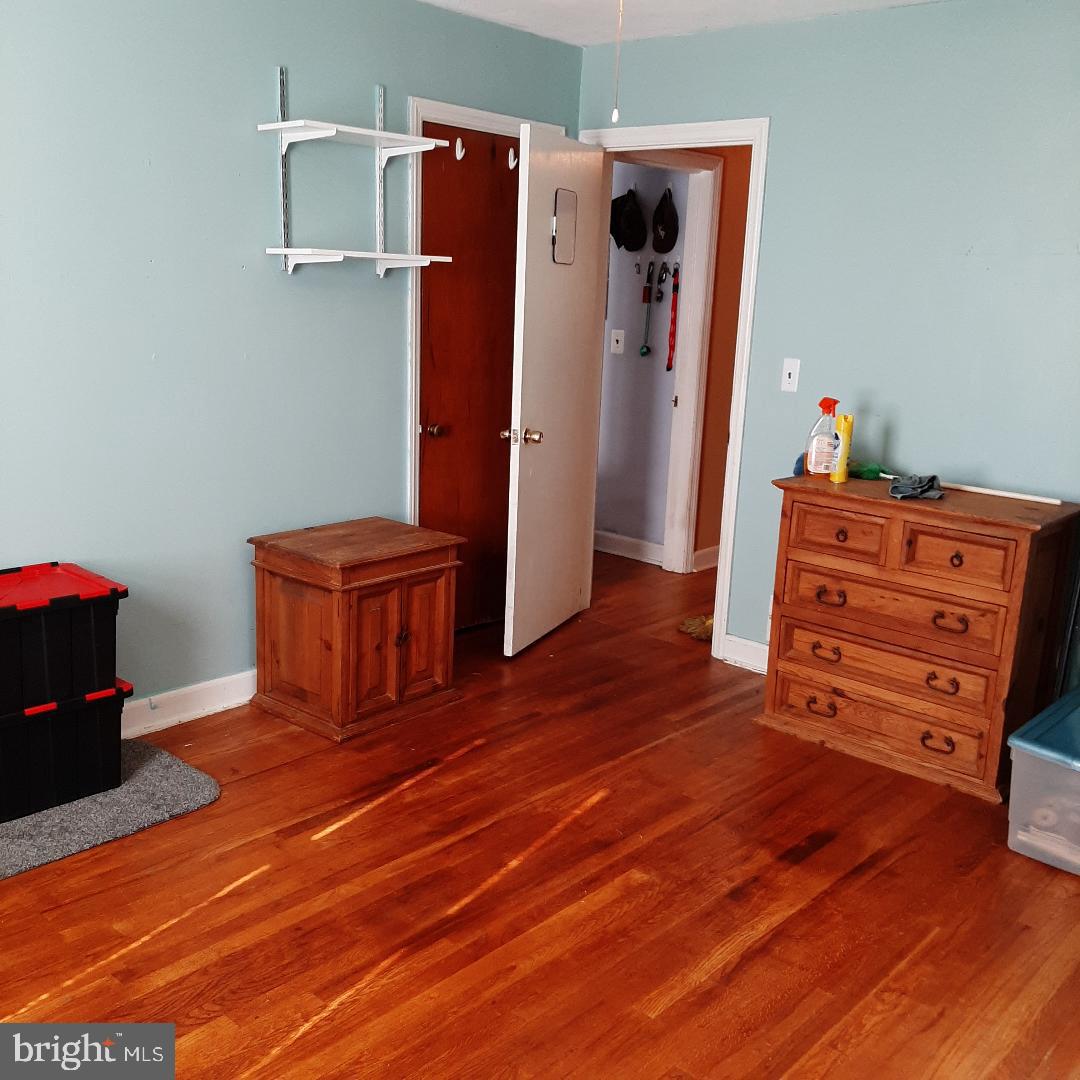 519 Sutherland Road Ewing, NJ 08618 - Photo 12 of 19 Gallery Image 12